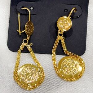 Elegant coin Earring